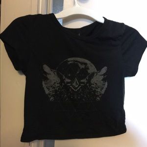 Black crop top with wolves PacSun