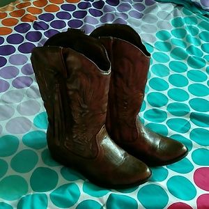 Youth Girls boots worn 1 time