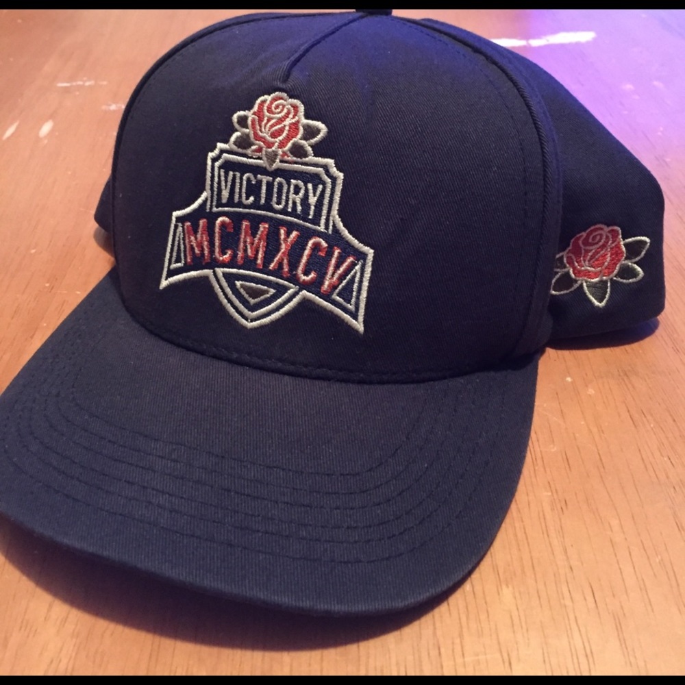 10 DEEP SnapBack