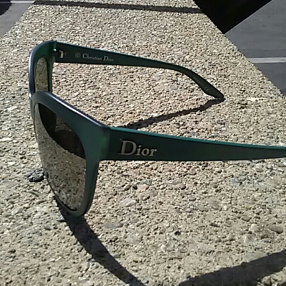 Sun glasses christian Dior