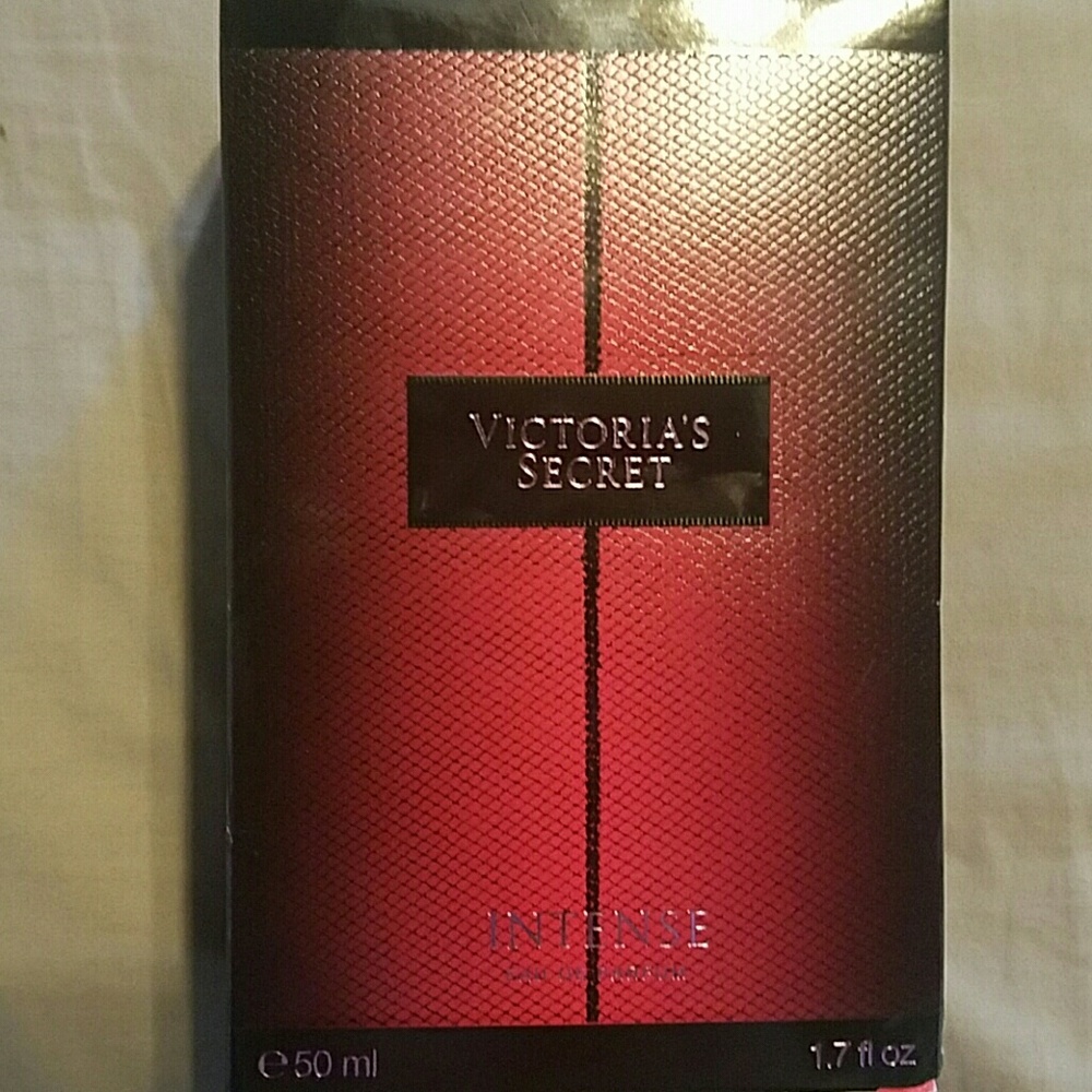 Victoria's Secret Intense Eau De Parfum
