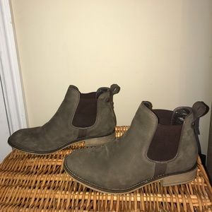 Steve Madden booties