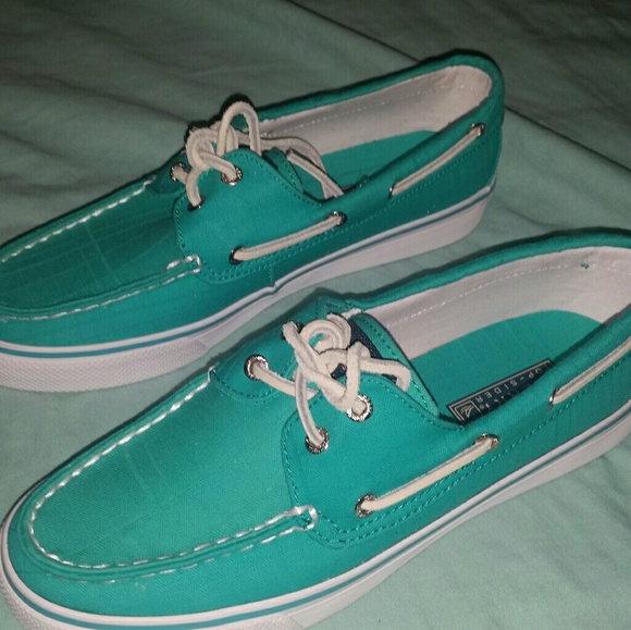 NWOT Sperrys - Picture 1 of 3