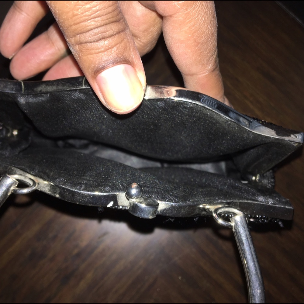 Vintage Evening Bag make me an reasonable offer‼️ - Picture 3 of 3