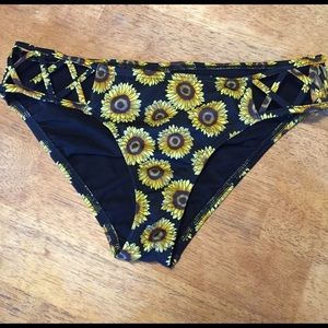 Urban outfitters sunflower bottoms