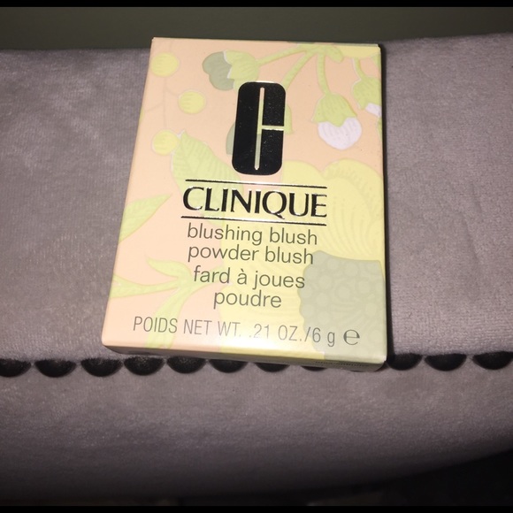 Clinique Makeup - Blushing blush Clinique Makeup - Blushing blush