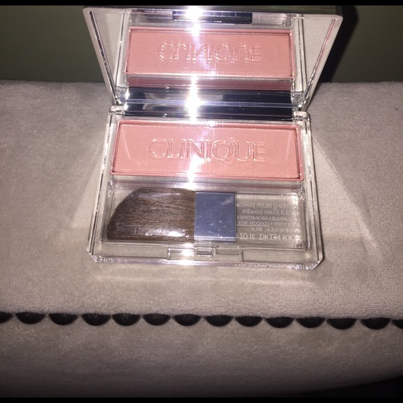 Clinique Makeup - Blushing blush Clinique Makeup - Blushing blush
