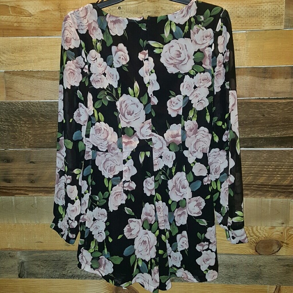 FLORAL BLACK ROMPER - Picture 4 of 7