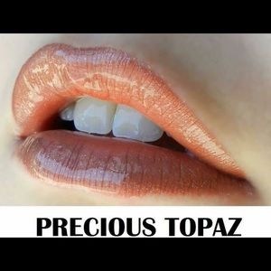 Precious Topaz LipSense