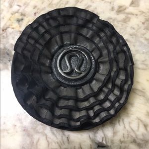 Rare Lululemon Magnetic Flower Reflector