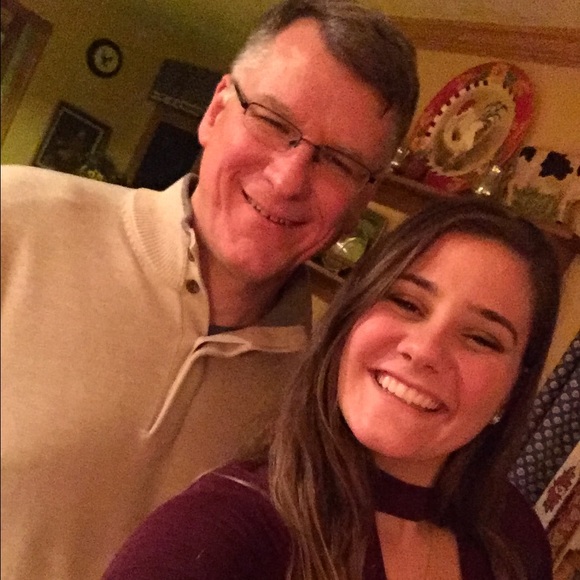 Meet your Posher, Tina - Picture 1 of 1