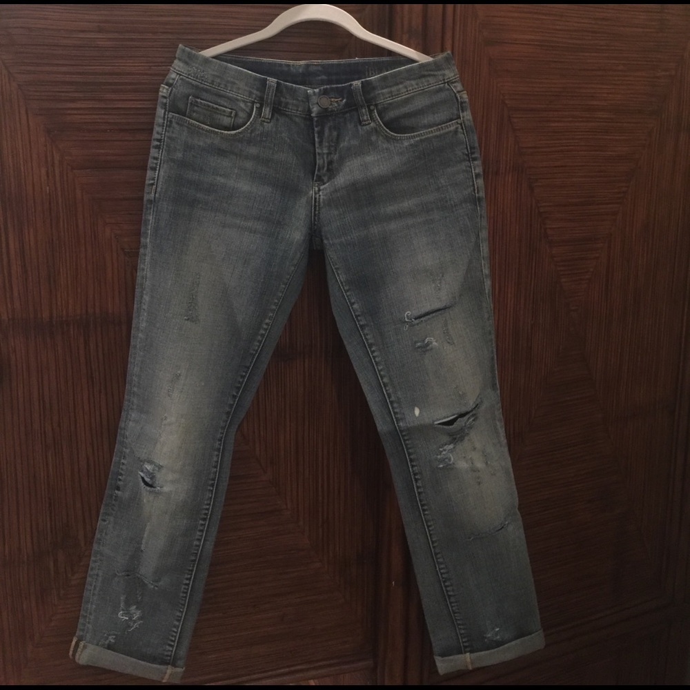 Blank NYC Boyfriend Distressed Jeans 26
