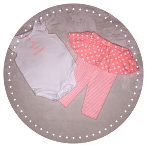 2-piece Carters outfit 🍑