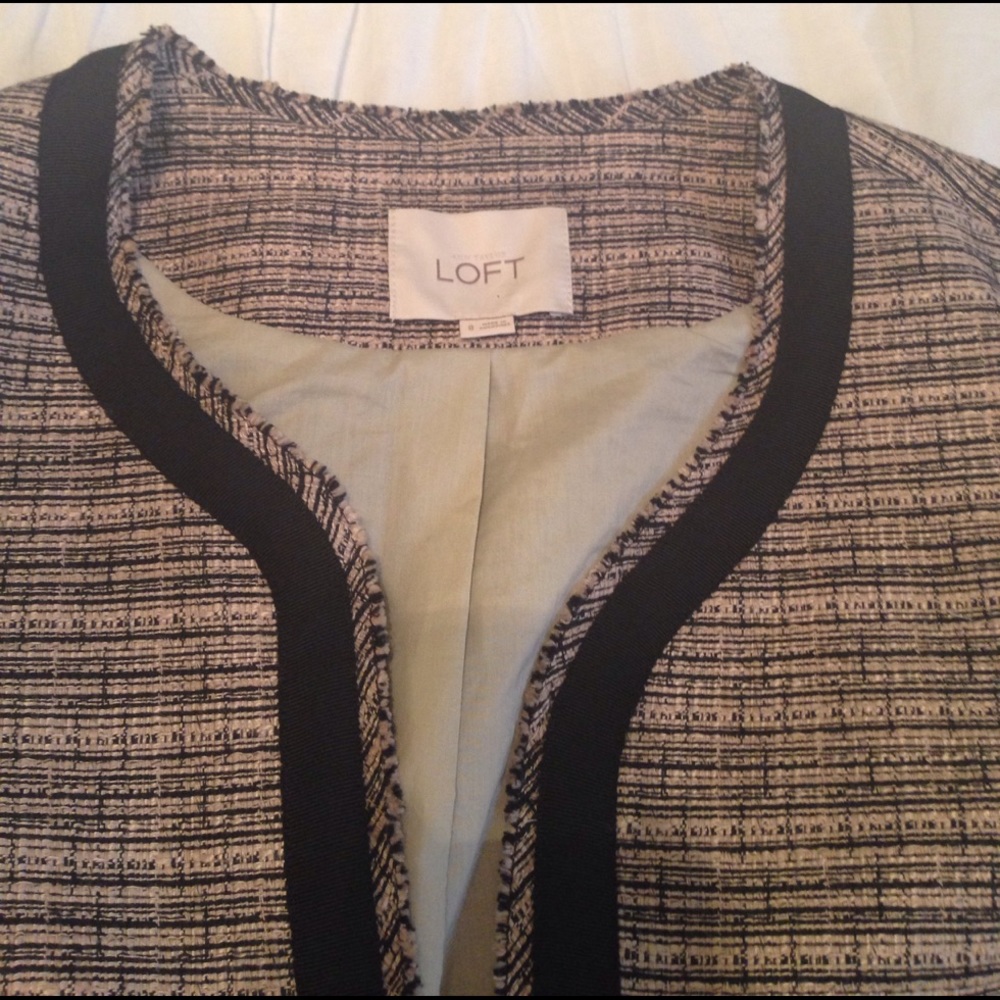 Loft Buttonless Blazer - Picture 2 of 3