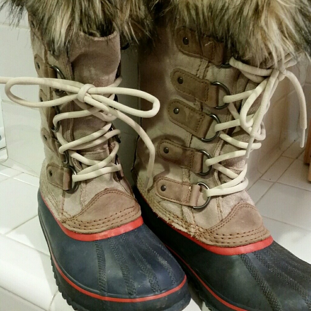 Sorel leather fur top boots