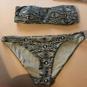 Volcom bikini set