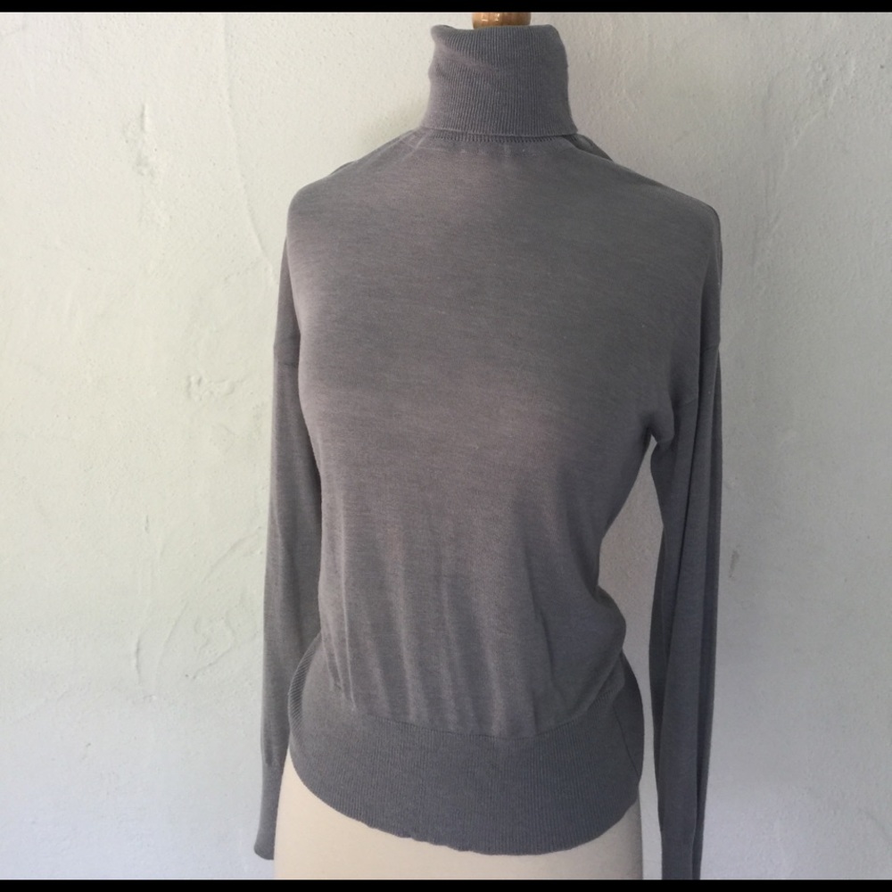 DEX grey lightweight turtleneck top