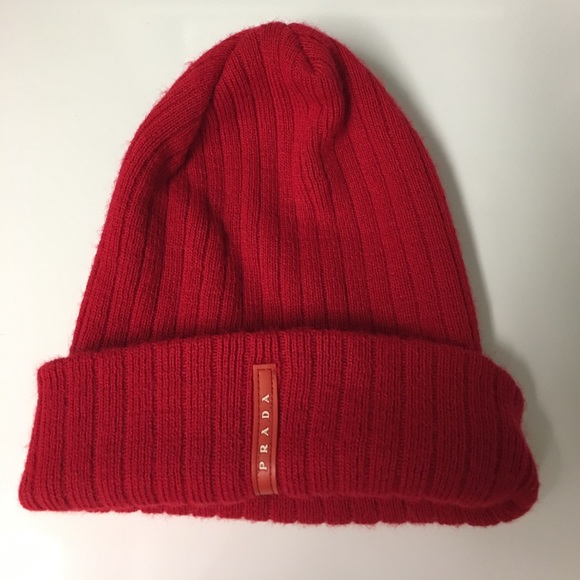 prada winter hat