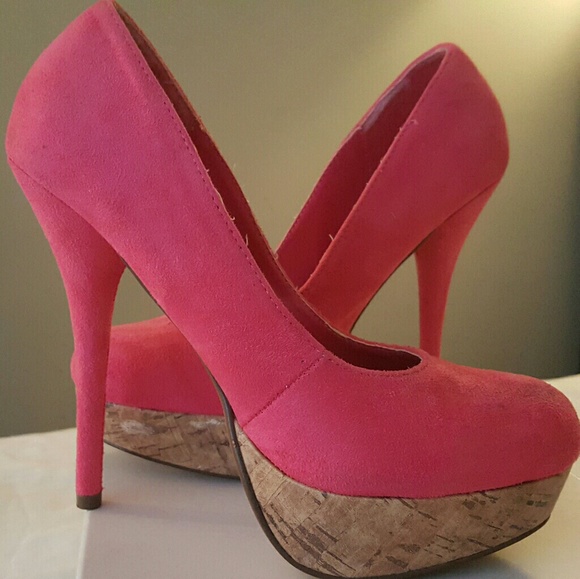b Shoes - Pink suede heels SOLD 😁
