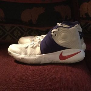 Kyrie 2