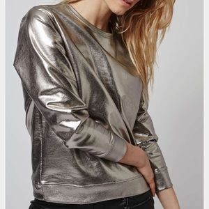 Shiny silver sweatshirt