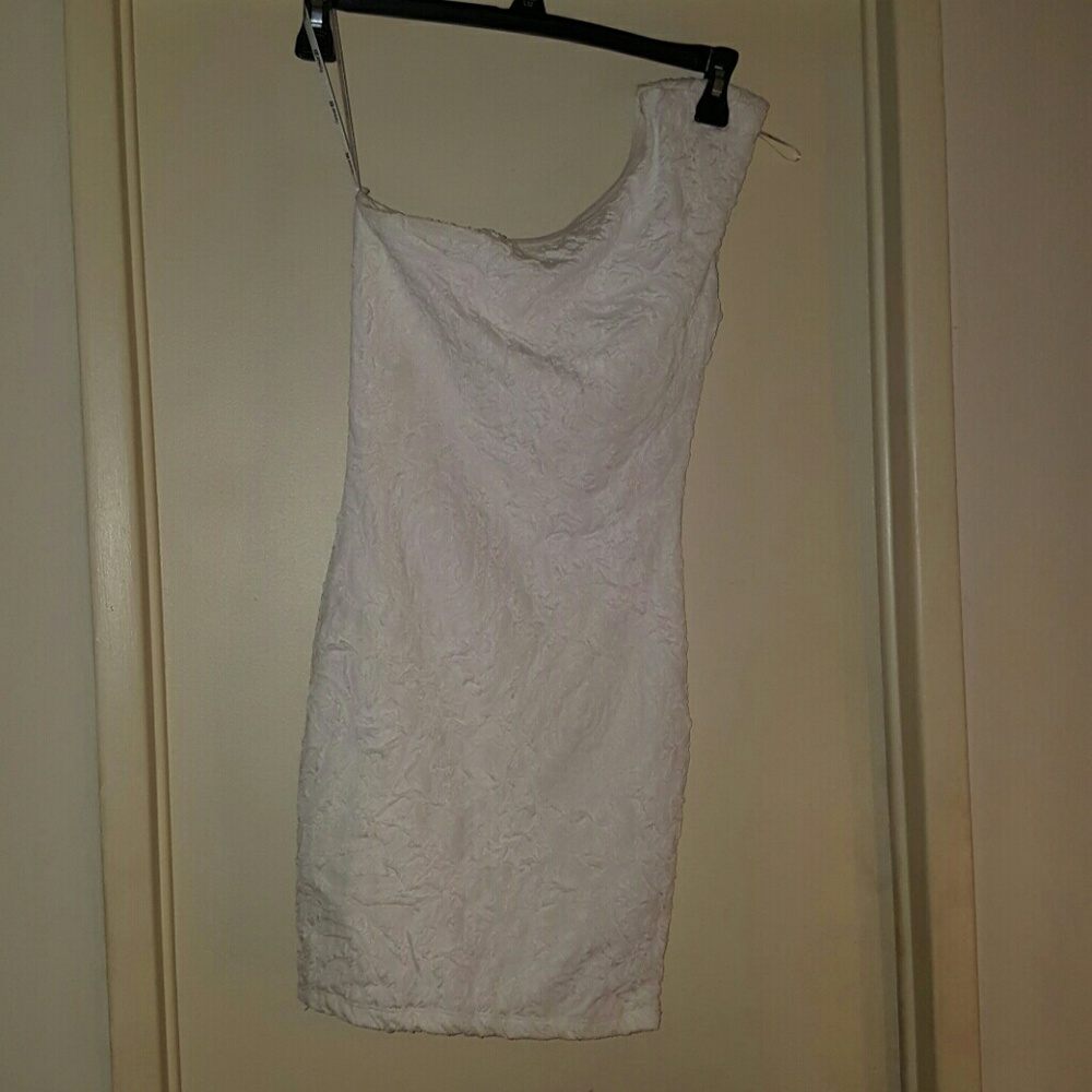 Super sexy white one shoulder dress