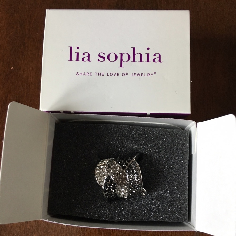 NEW Lia Sophia Cocktail Hour Ring