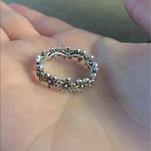 Pandora flower ring; size 5 1/2