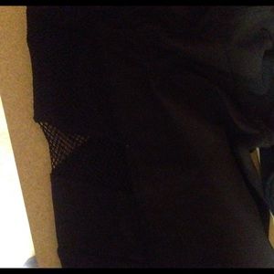 Electric yoga leggings