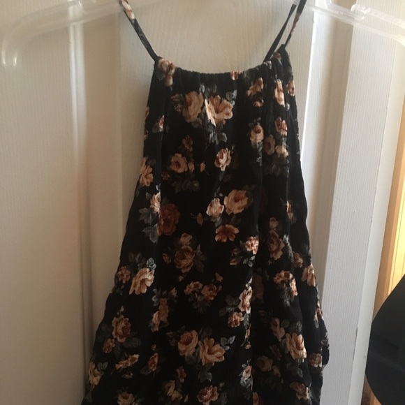 Forever 21 + Crop Tops ($8 for one, $15 for both) - Picture 1 of 8