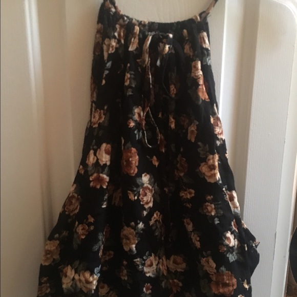 Forever 21 + Crop Tops ($8 for one, $15 for both) - Picture 2 of 8