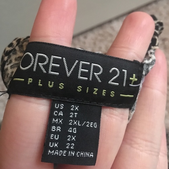 Forever 21 + Crop Tops ($8 for one, $15 for both) - Picture 5 of 8