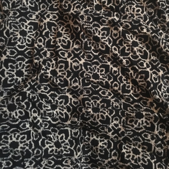 Forever 21 + Crop Tops ($8 for one, $15 for both) - Picture 6 of 8