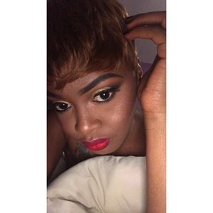 Meet your Posher, Lynn