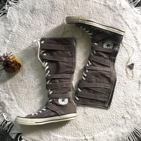 Converse Shoes - 🌙Converse Boots🌙