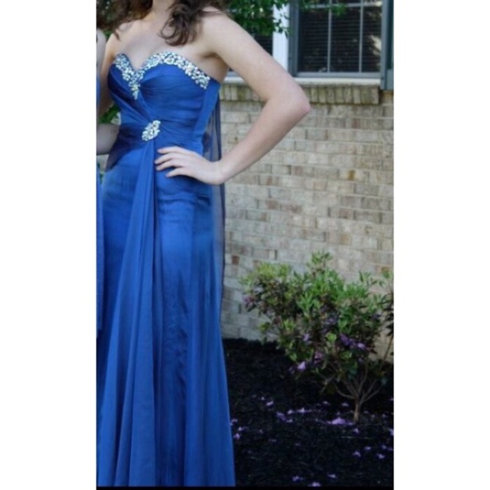 Worn Once!! Faviana Navy Prom Dress Size 4