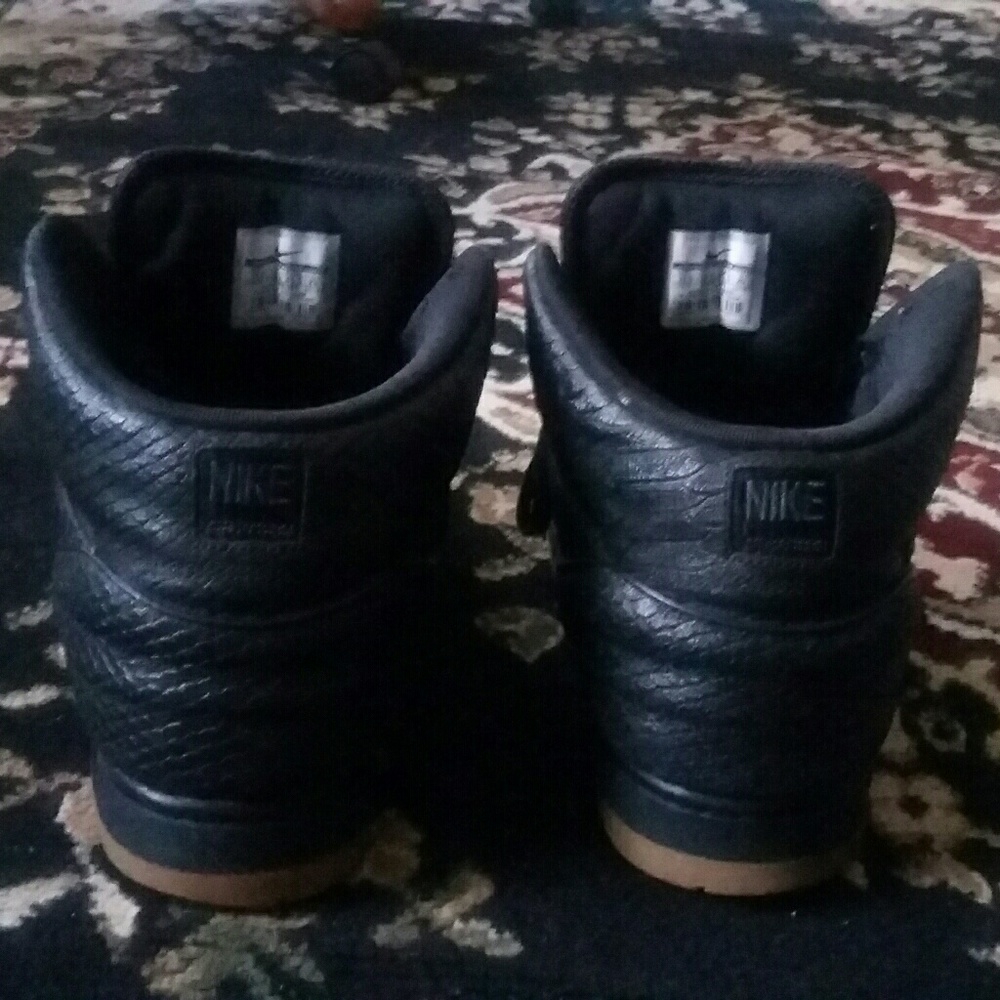 Nike Air Python - image 3