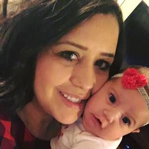 Meet your Posher, Carolina