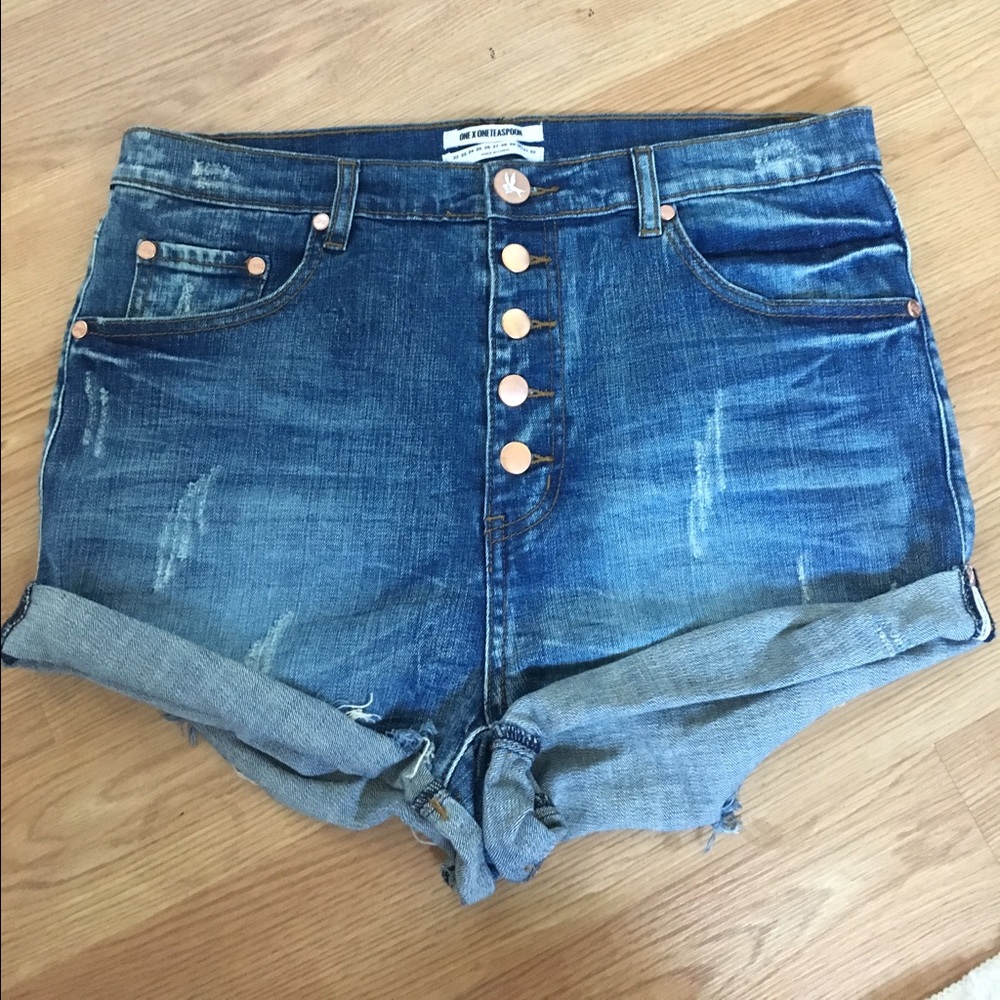 One Teaspoon Lovers Shorts