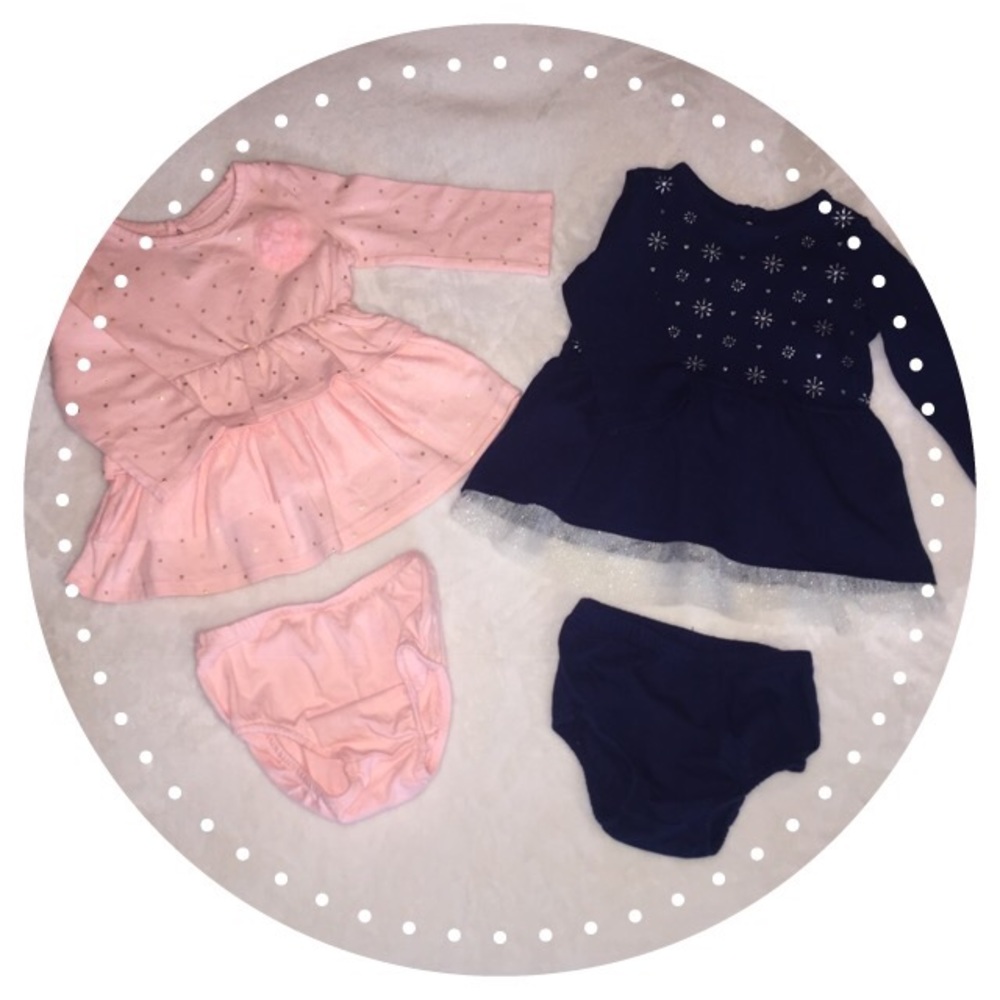 A bundle of two dresses with matching bloomers💐