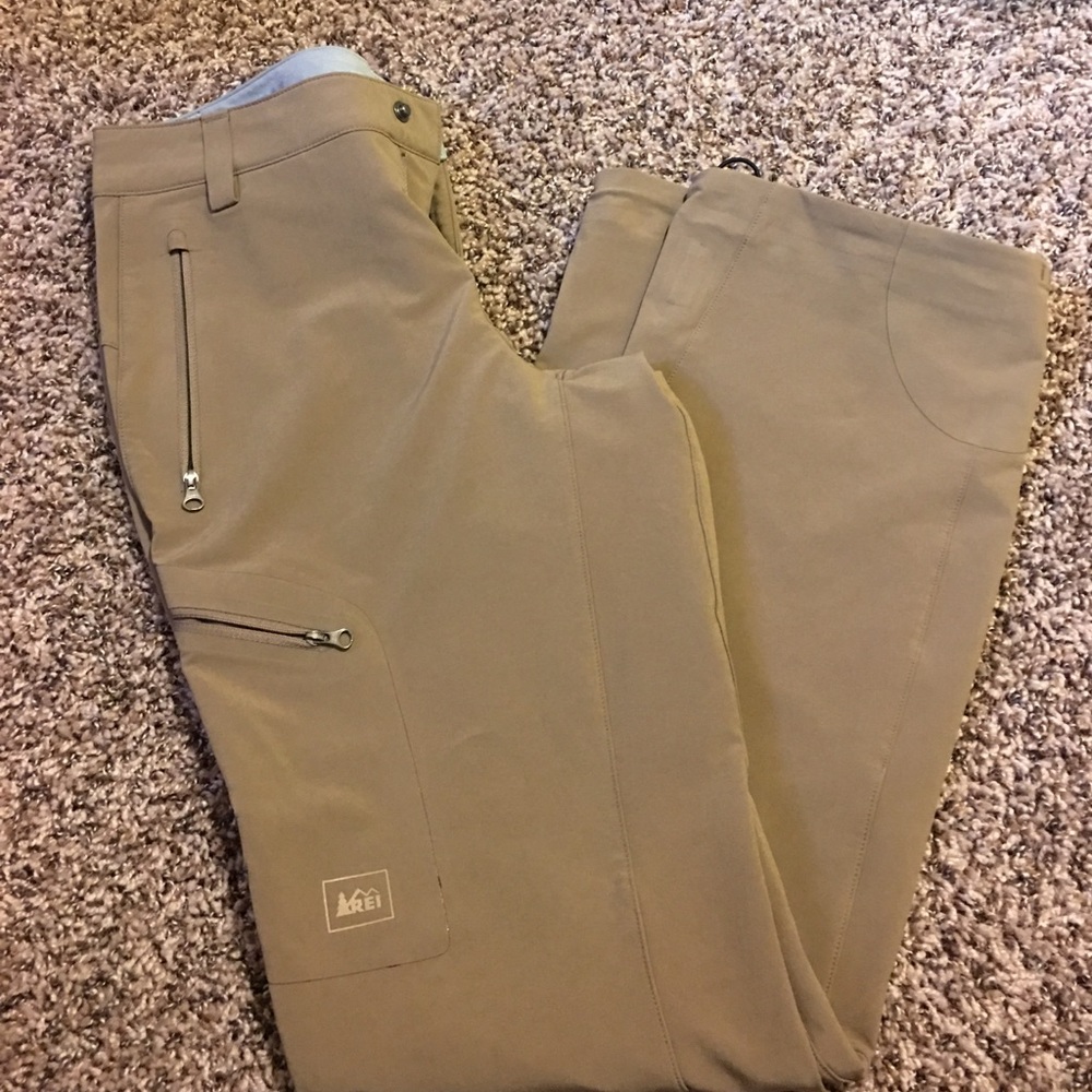 Rei size 2 new pants