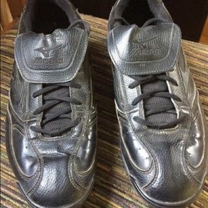 Mizuno men's wave trainer low shoes