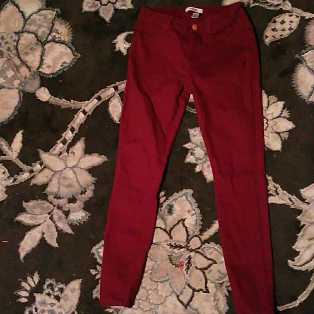 Burgundy skinny jeans