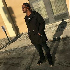 Meet your Posher, Johnny