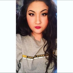 Meet your Posher, Courtney