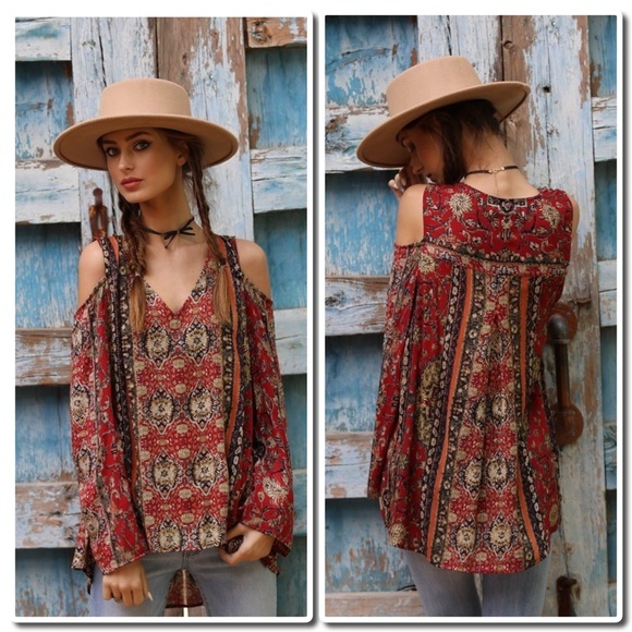 See New listing π Cold Shoulder Top - Picture 3 of 6