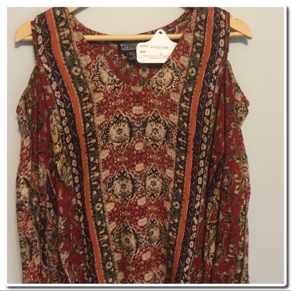 See New listing π Cold Shoulder Top - Picture 4 of 6