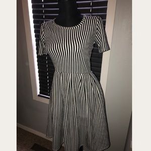 Lularoe Amelia XS