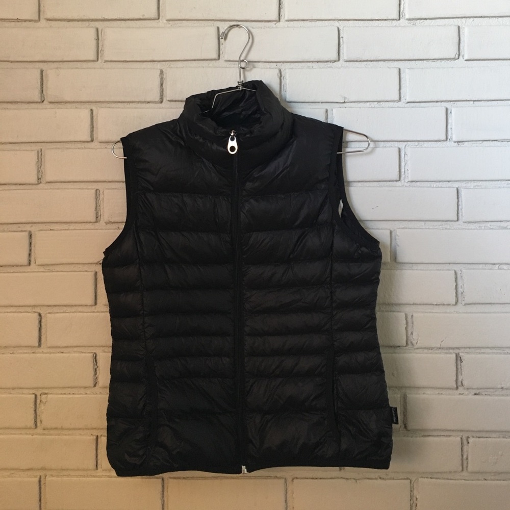 Calvin Klein ultra lightweight premium down vest