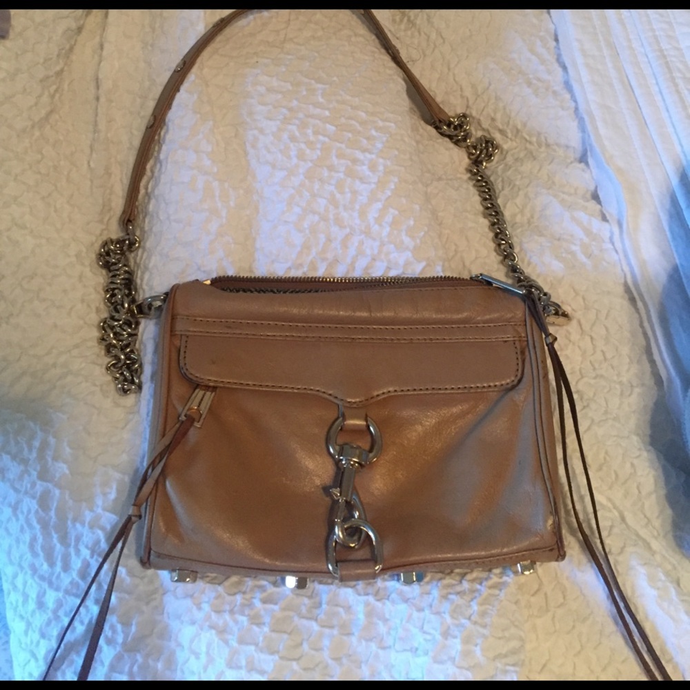 Crossbody purse